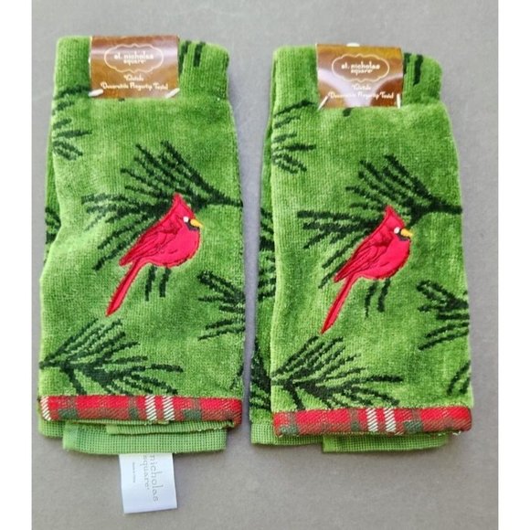 St Nicholas Square Fingertip Guest Towels Cardinal Tartan Design Deck The Halls - Picture 4 of 9